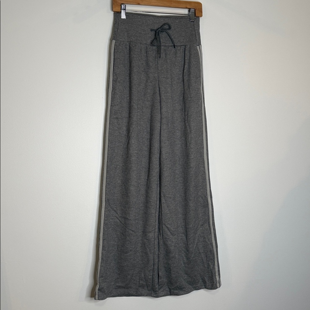 NWOT Halara ribbed high waisted wide leg lounge pants size small grey - Picture 2 of 11